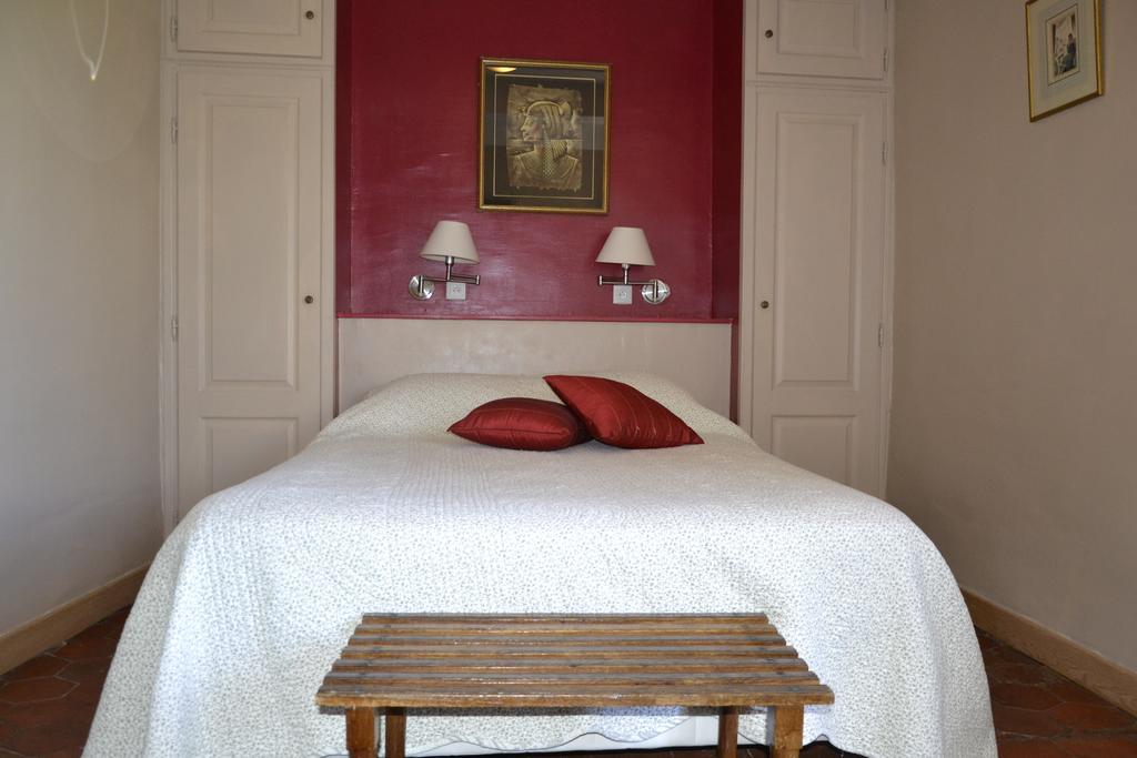 Hotellerie De L'Esplanade Rians  Εξωτερικό φωτογραφία